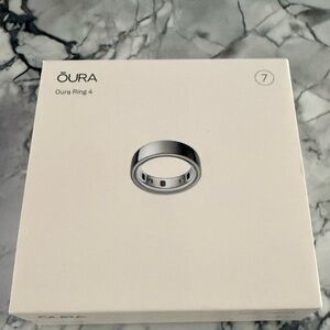 Oura Silver Ring 4